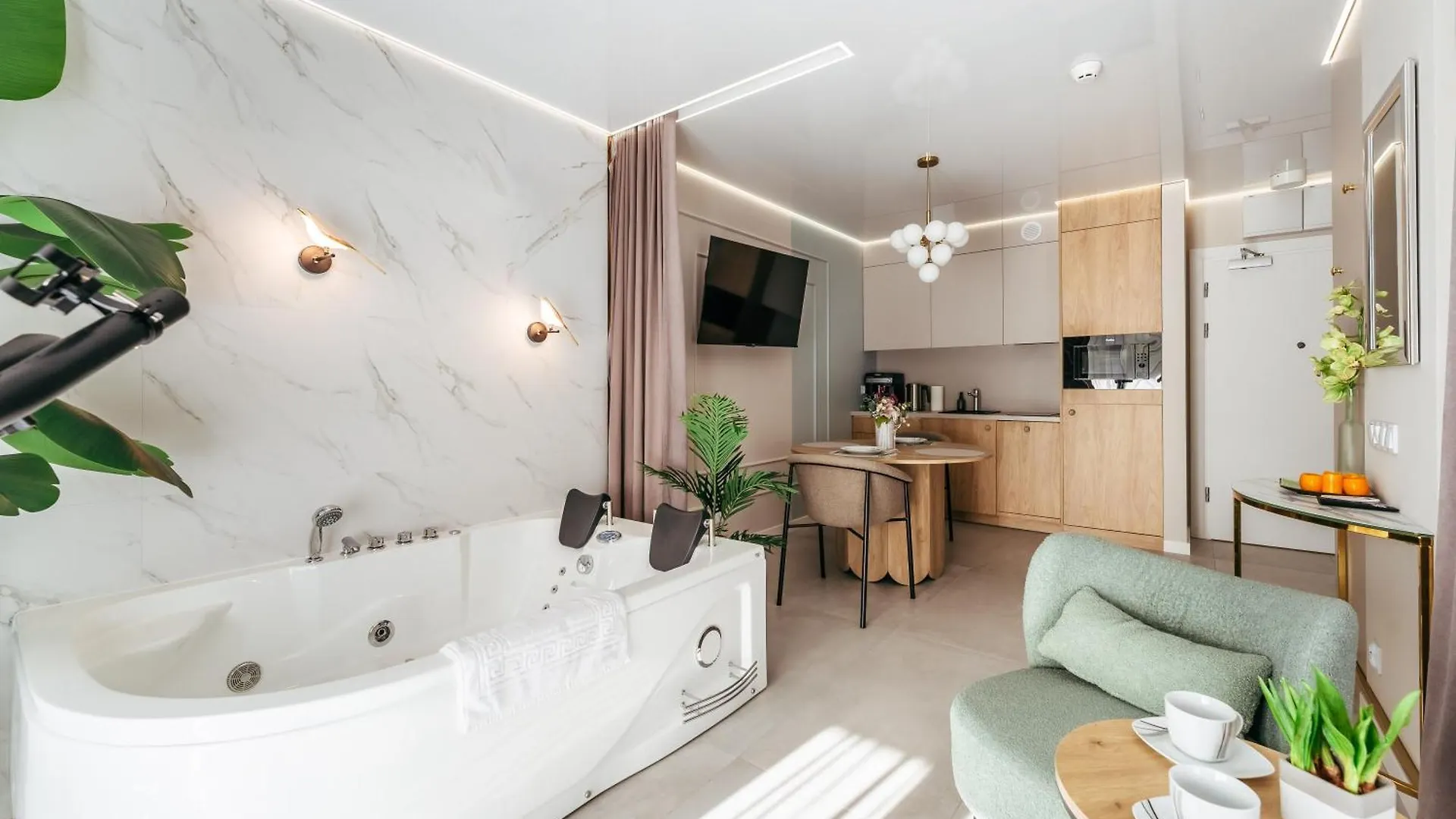 Apartamenty Z Jacuzzi Perlowa Przystan Rent Kollataja Kolobrzeg 0*,  Poland
