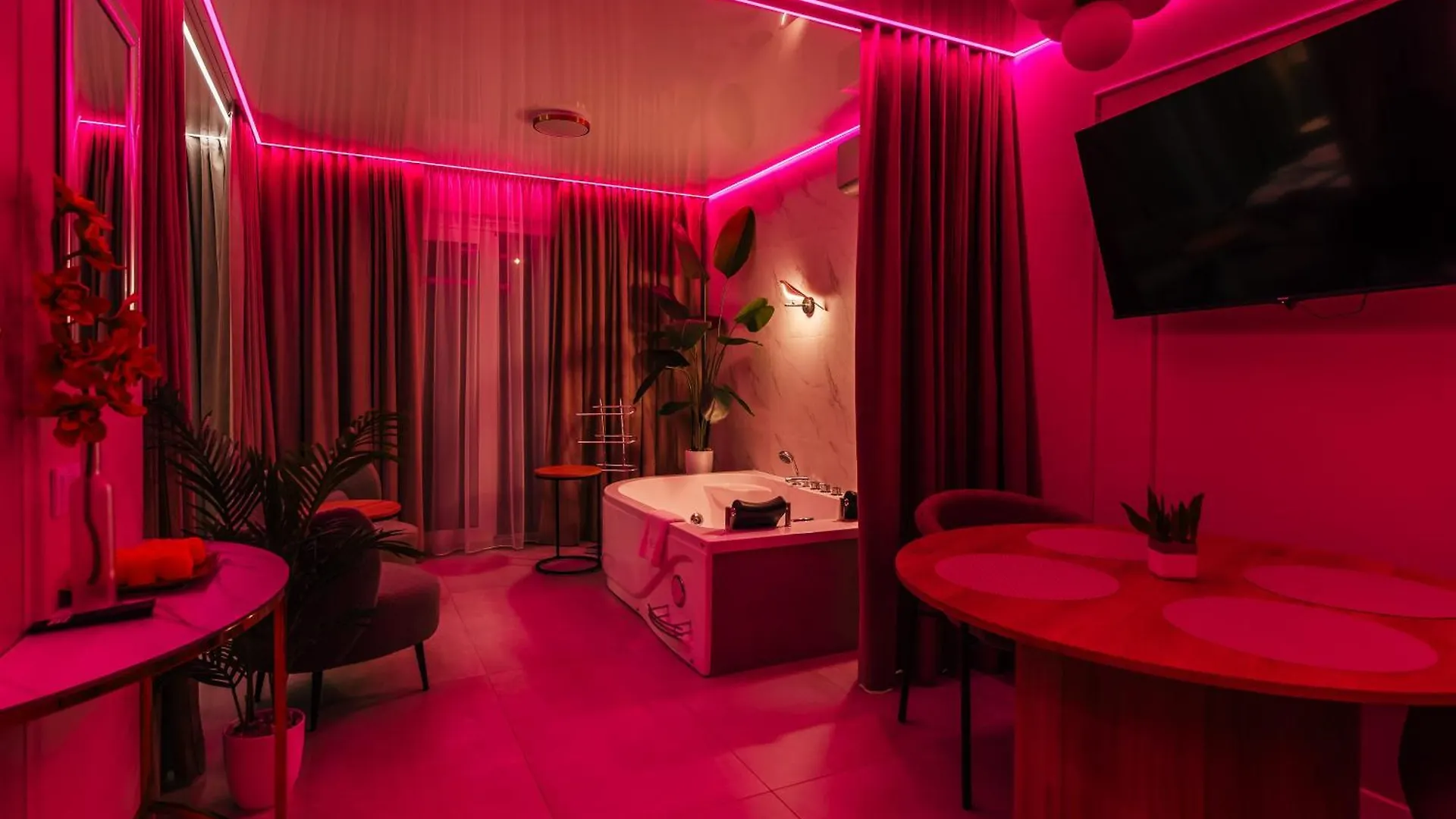 Apartamenty Z Jacuzzi Perlowa Przystan Rent Kollataja Kolobrzeg